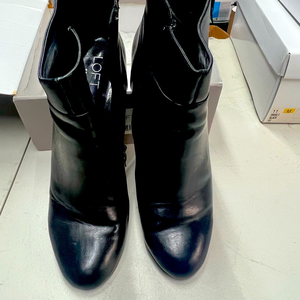 New Black ankle boots approximately 3” heel